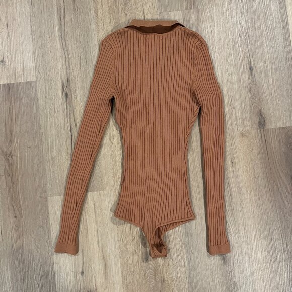 NWT Ronny Kobo Long Sleeve Ribbed Thong Bodysuit Tan Brown Size XS - Picture 6 of 6